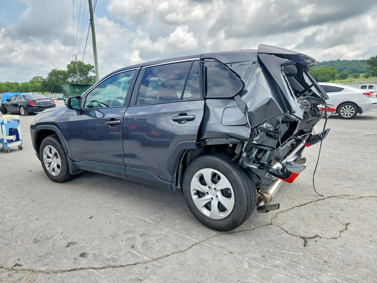2024 TOYOTA RAV4 LE — снимка 2
