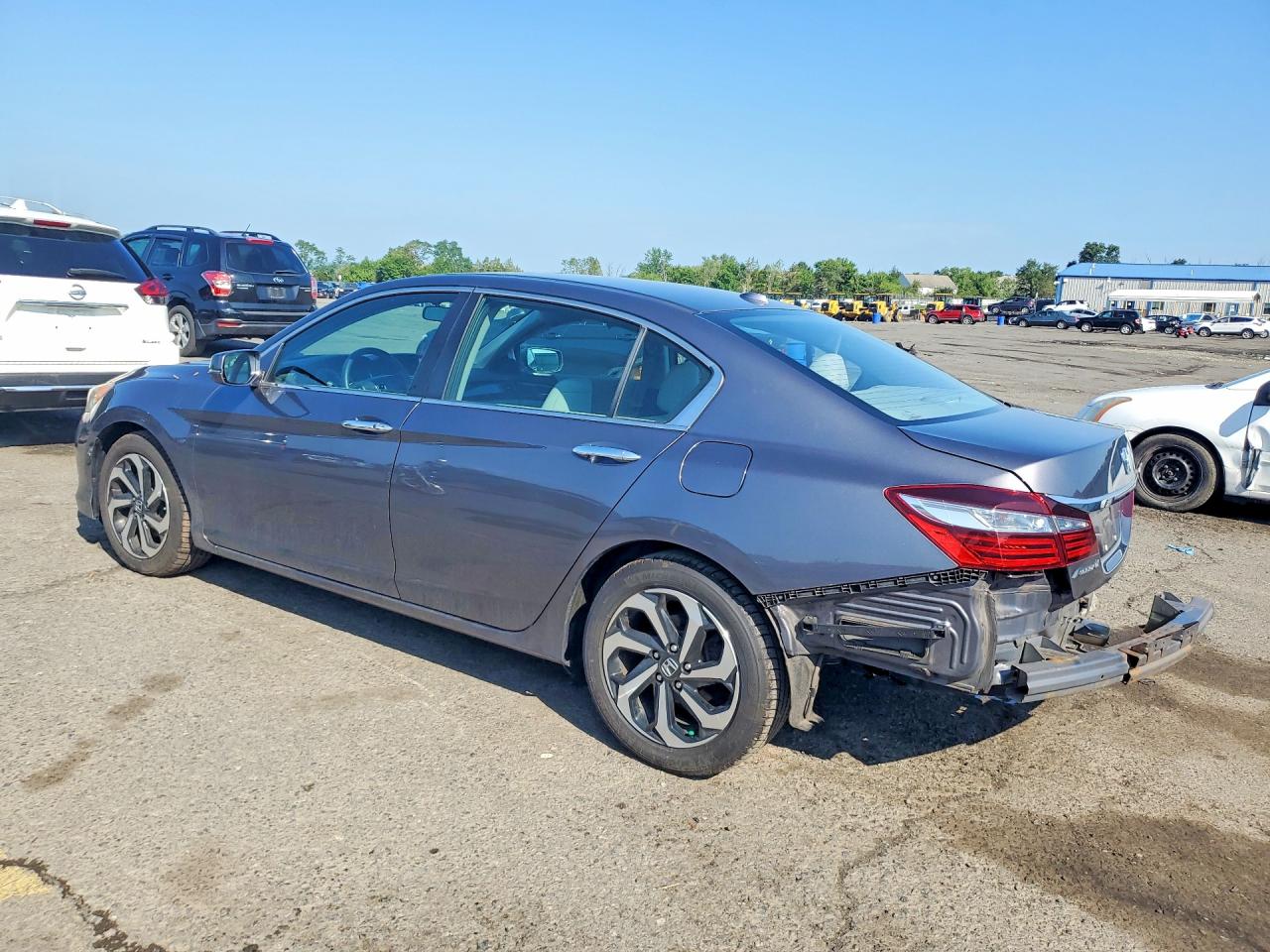 2017 HONDA ACCORD EX — снимка 2