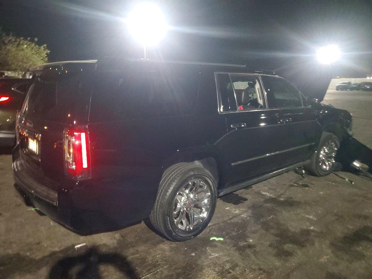 2015 GMC YUKON XL DENALI — снимка 3