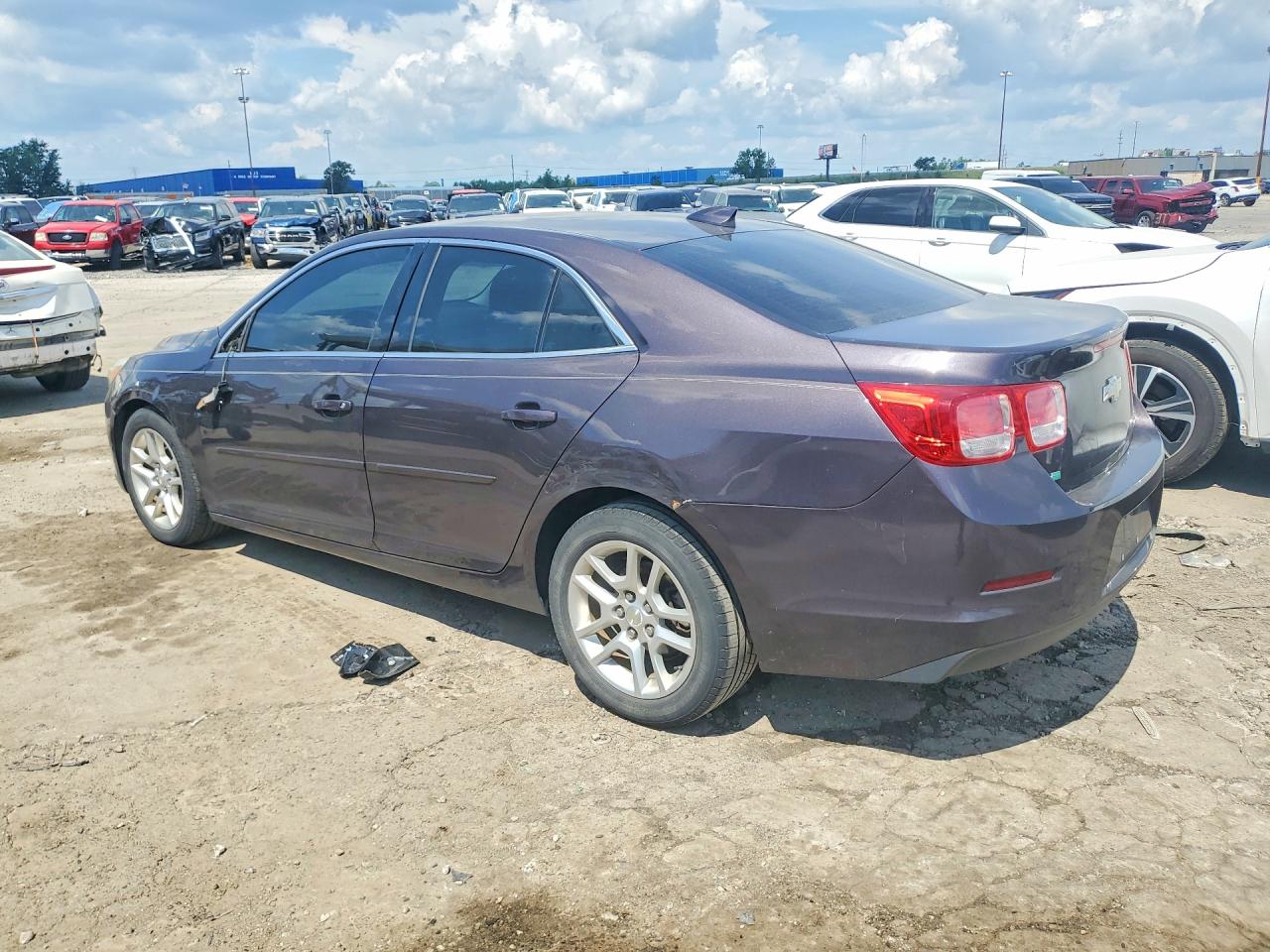 2015 CHEVROLET MALIBU 1LT — снимка 2