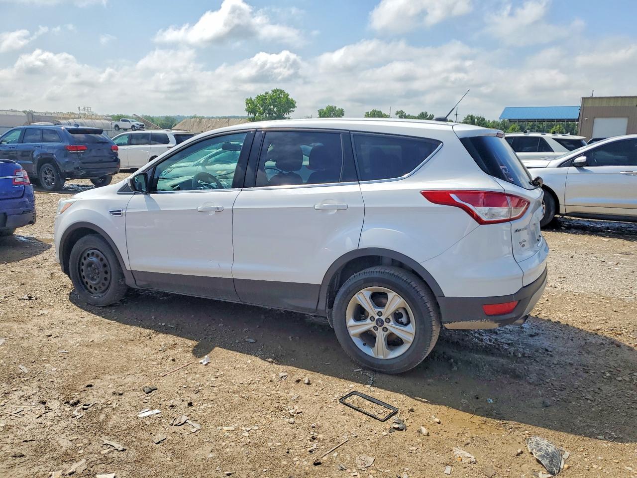 2015 FORD ESCAPE 4D S — снимка 2