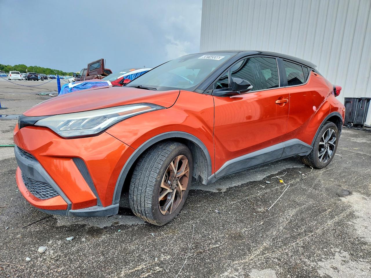 2020 TOYOTA C-HR XLE