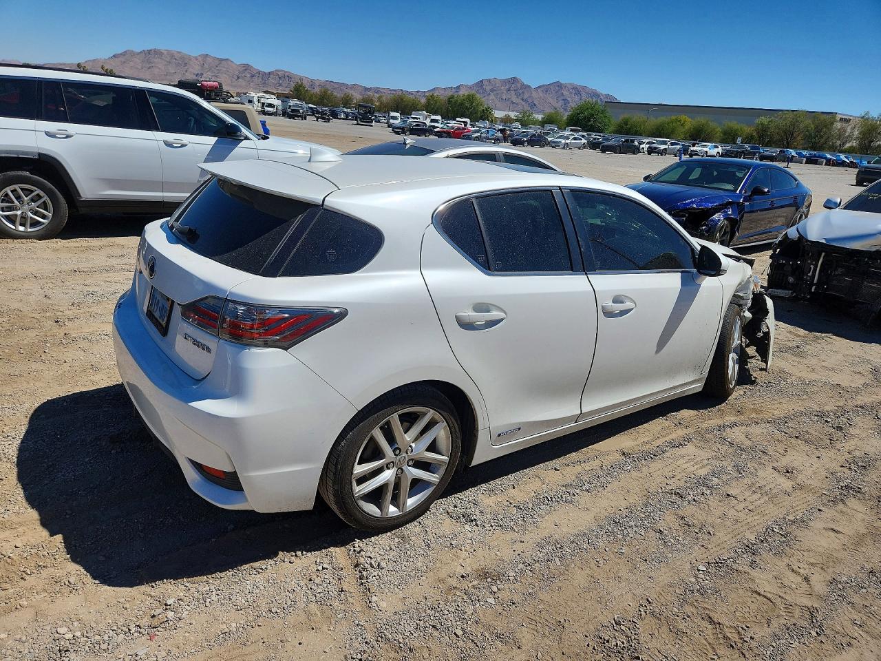 2014 LEXUS CT 200 — снимка 3