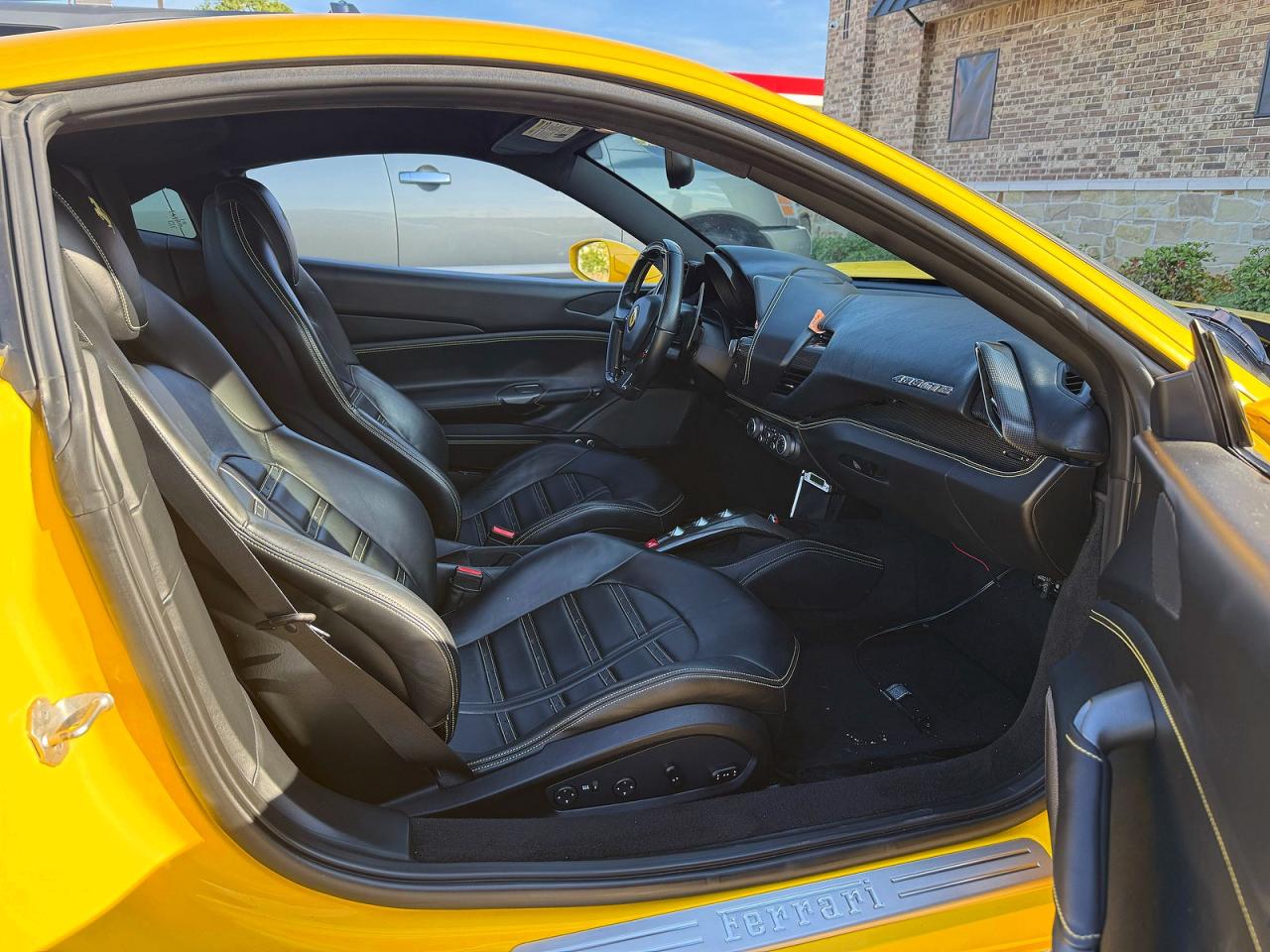 2017 FERRARI 488 GTB — снимка 5