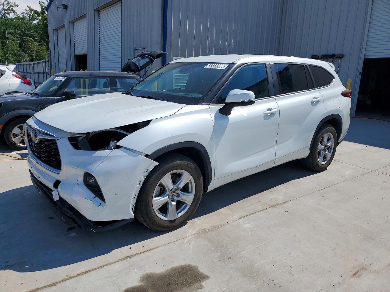 2023 TOYOTA HIGHLANDER LE