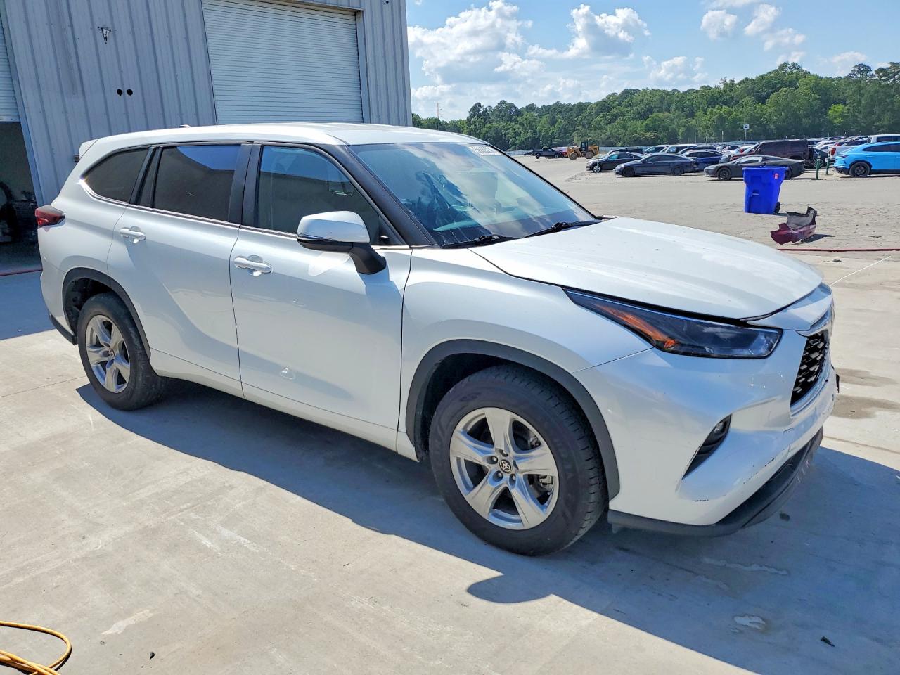 2023 TOYOTA HIGHLANDER LE — снимка 4
