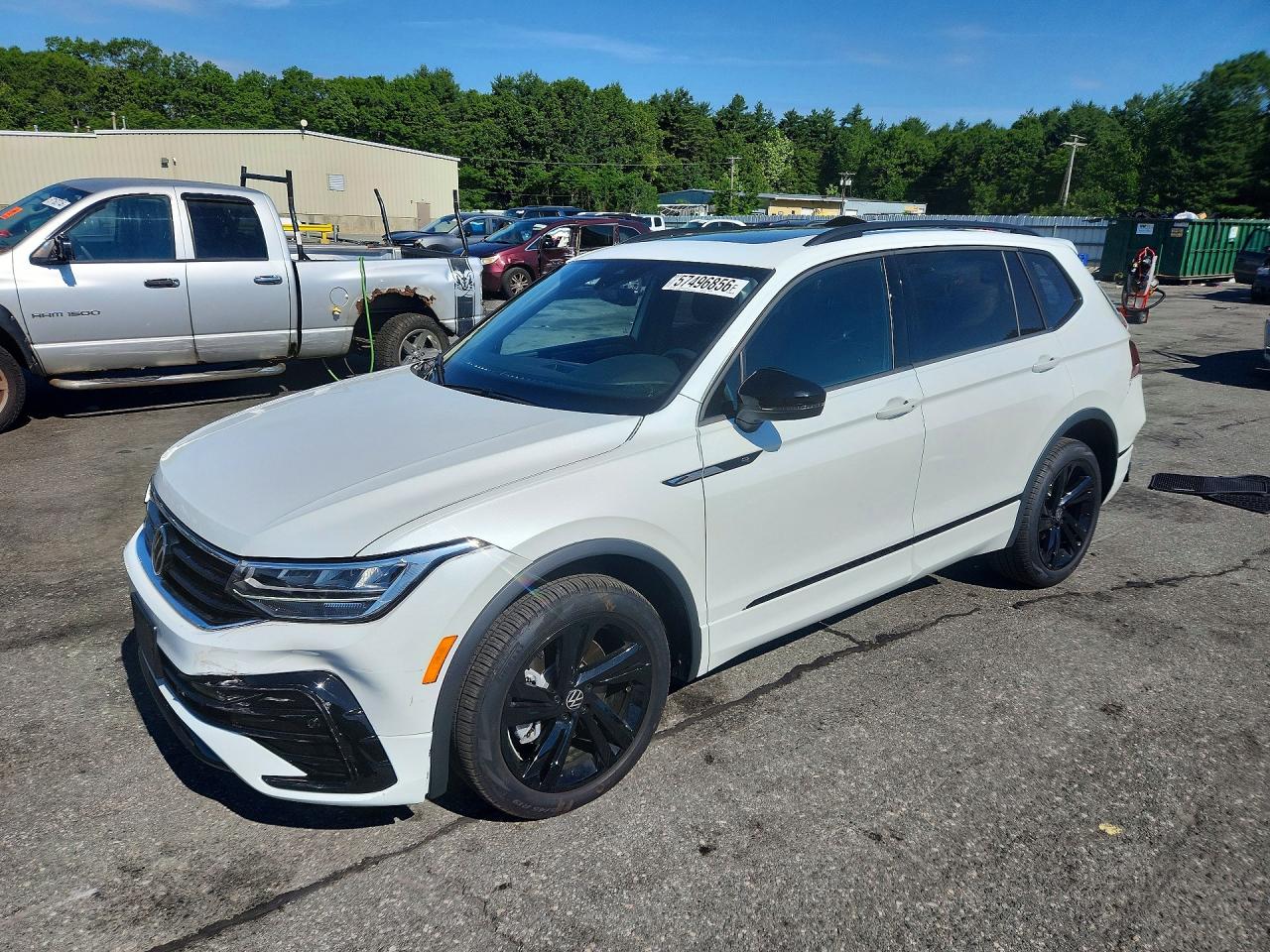 2024 VOLKSWAGEN TIGUAN SE R-LINE BLACK