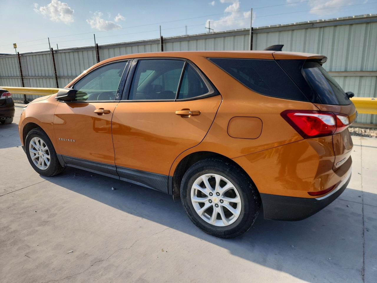 2018 CHEVROLET EQUINOX LS — снимка 2