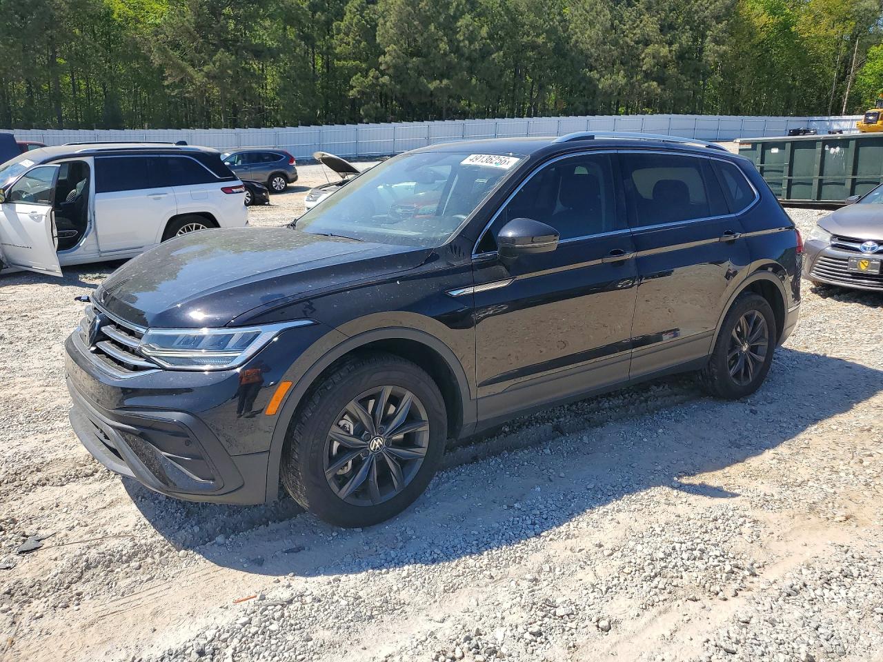 2024 VOLKSWAGEN TIGUAN SE