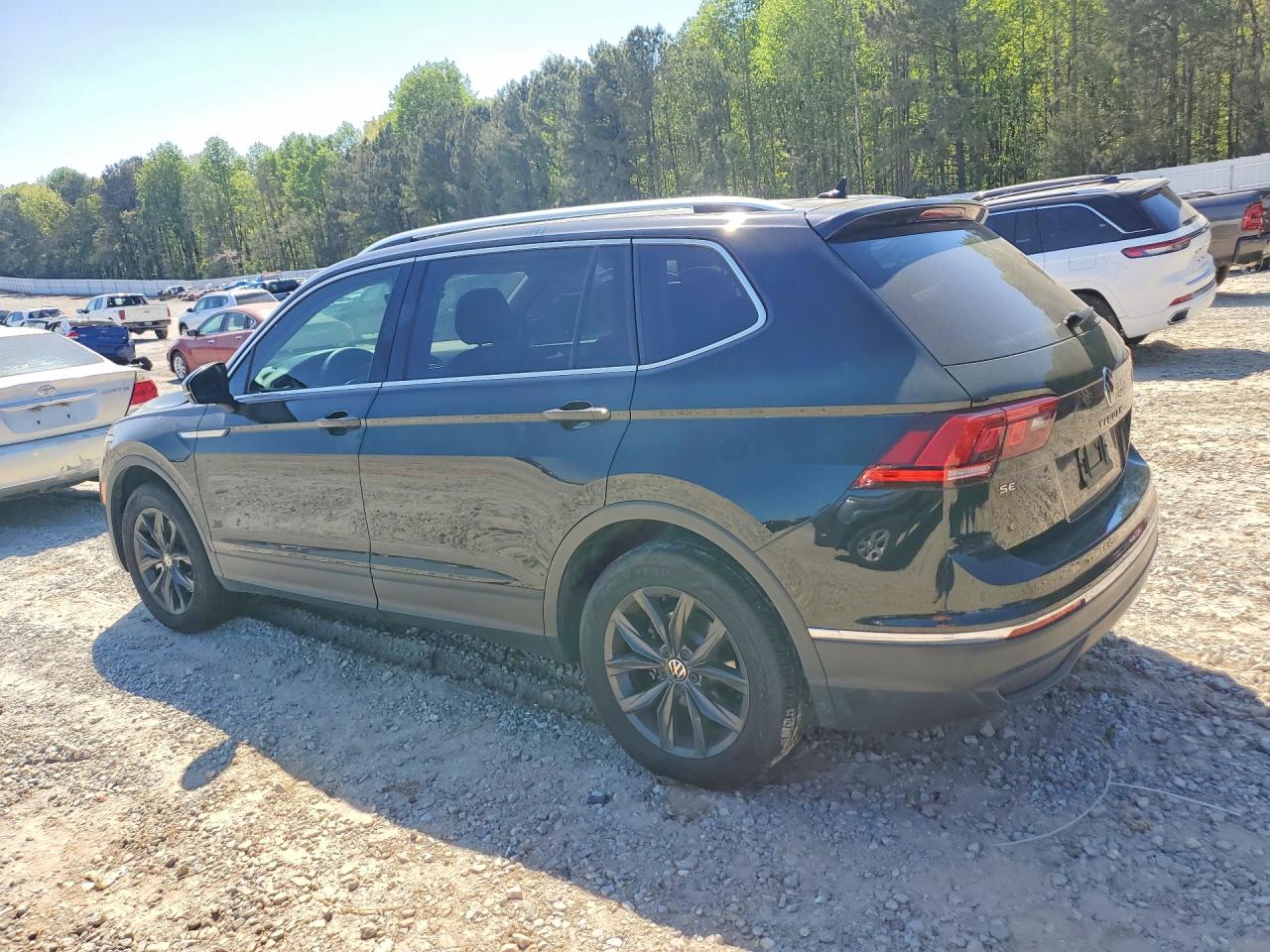 2024 VOLKSWAGEN TIGUAN SE — снимка 2
