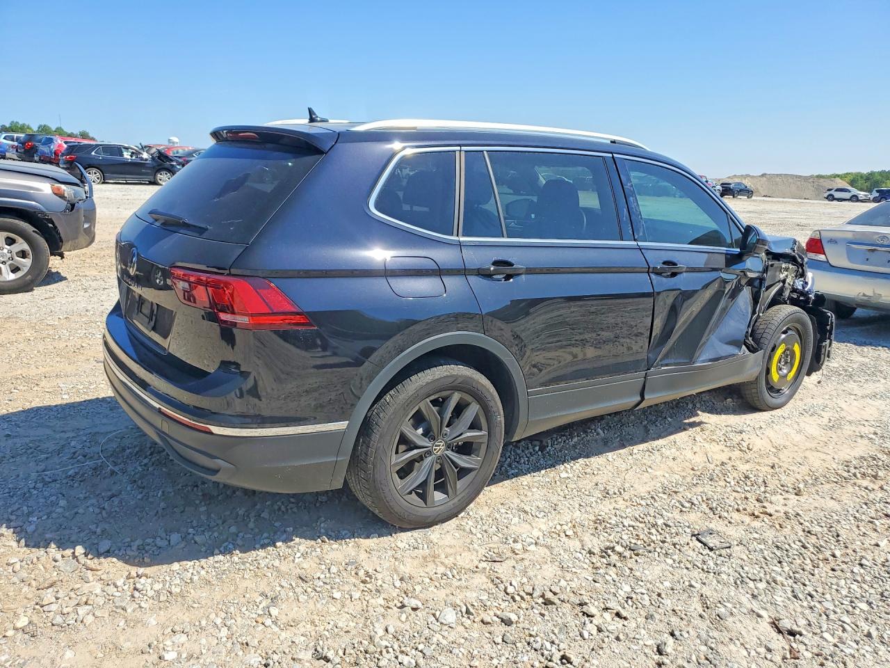 2024 VOLKSWAGEN TIGUAN SE — снимка 3