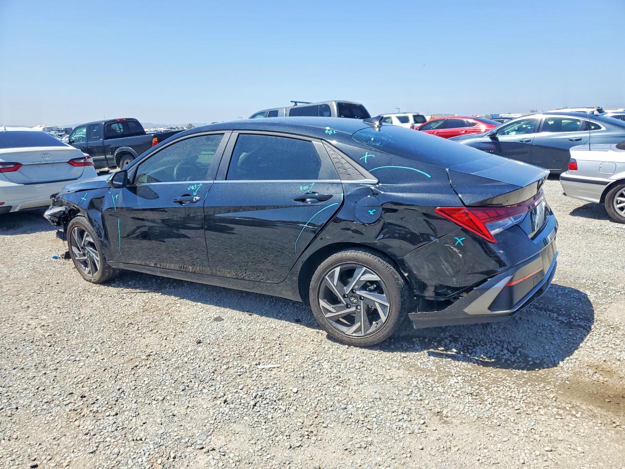 2025 HYUNDAI ELANTRA LIMITED — снимка 2