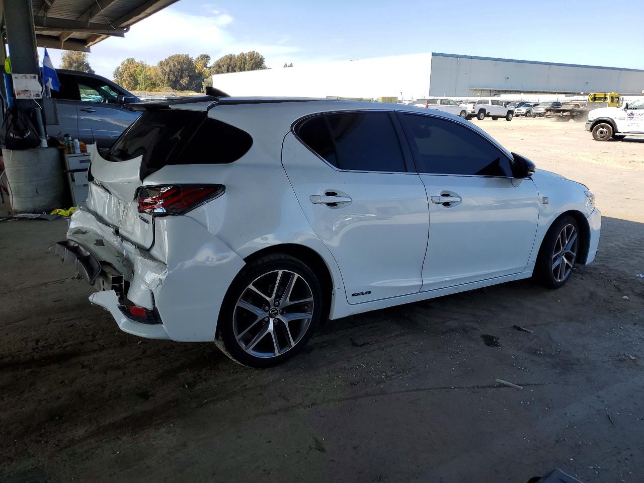 2015 LEXUS CT 200 — снимка 3