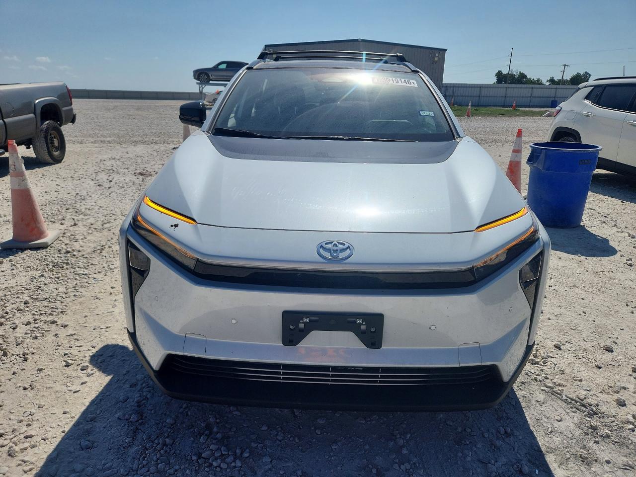 2026 TOYOTA BZ XLE PLUS — снимка 5