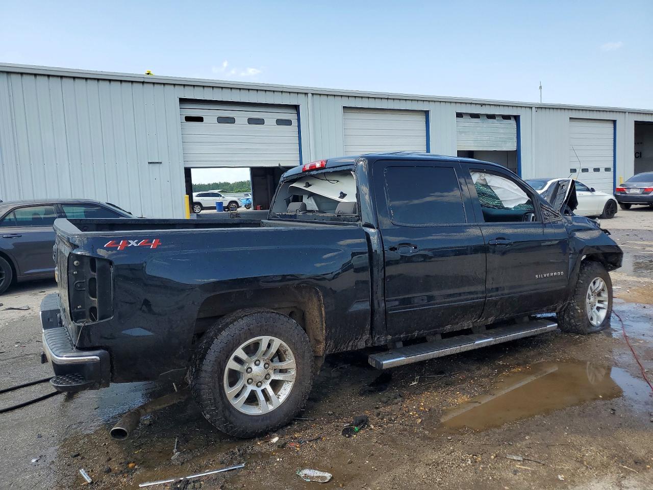 2018 CHEVROLET SILVERADO K1500 LT — снимка 3