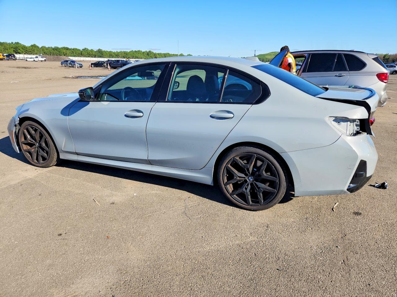 2025 BMW 330XI — снимка 2