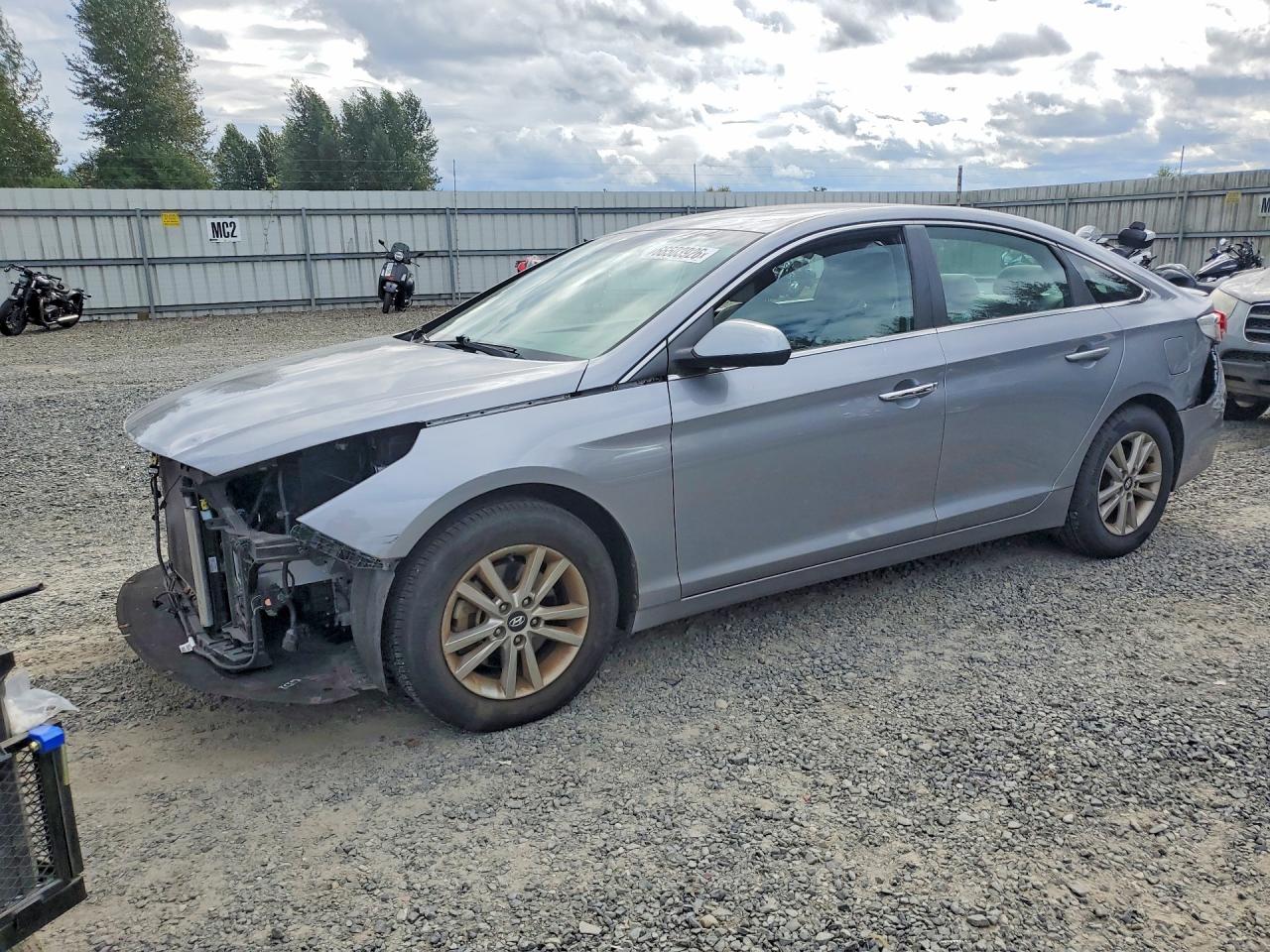 2016 HYUNDAI SONATA SE