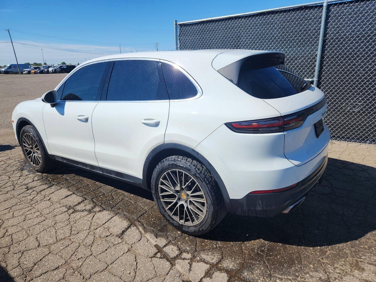2019 PORSCHE CAYENNE — снимка 2