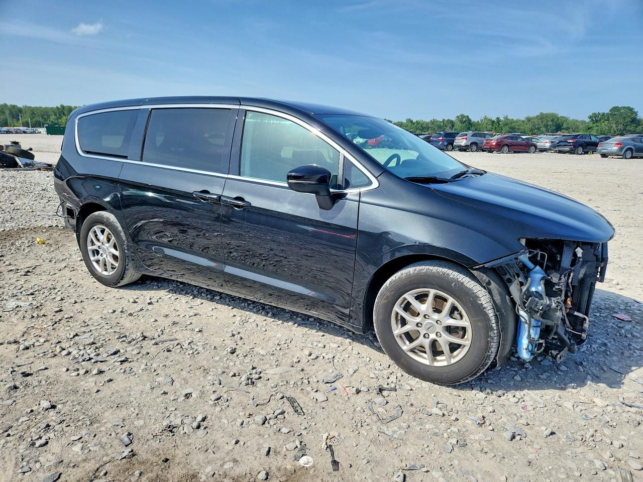 2023 CHRYSLER PACIFICA TOURING L — снимка 4