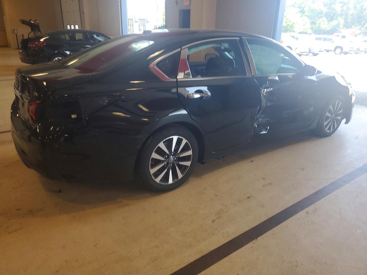2017 NISSAN ALTIMA 2.5 SV — снимка 3