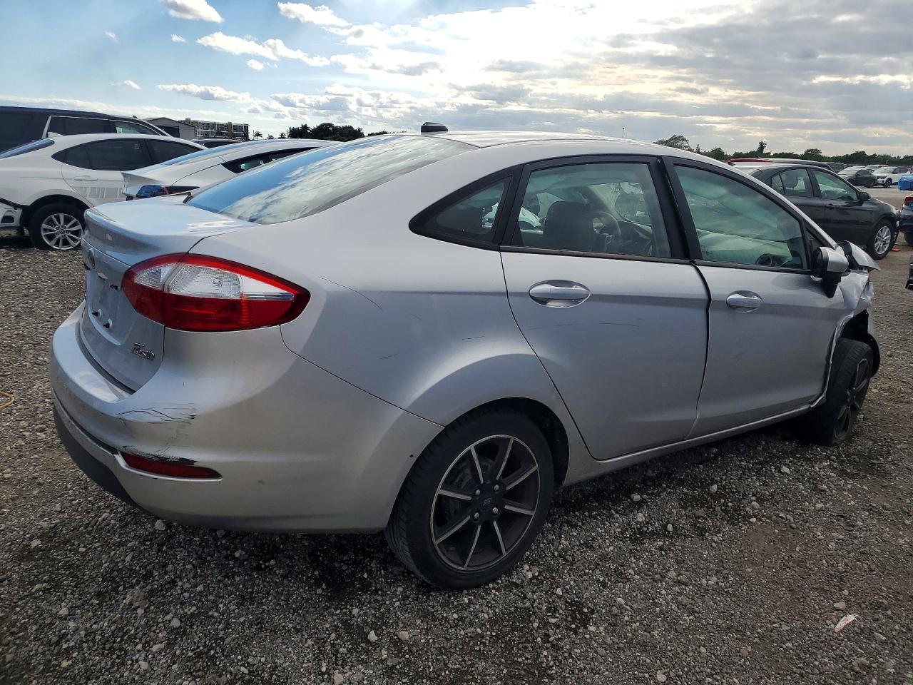 2017 FORD FIESTA SE — снимка 3