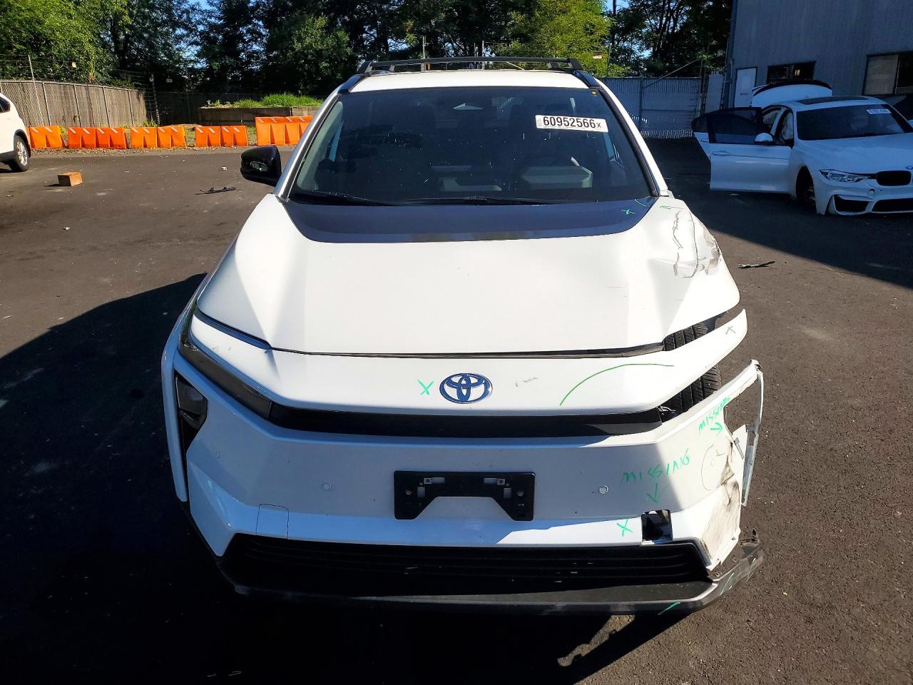 2026 TOYOTA BZ XLE PLUS — снимка 5