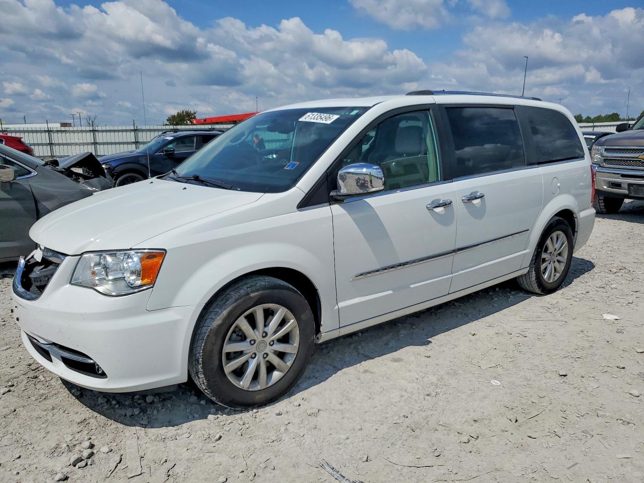 2015 CHRYSLER TOWN & COUNTRY LIMITED PLATINUM