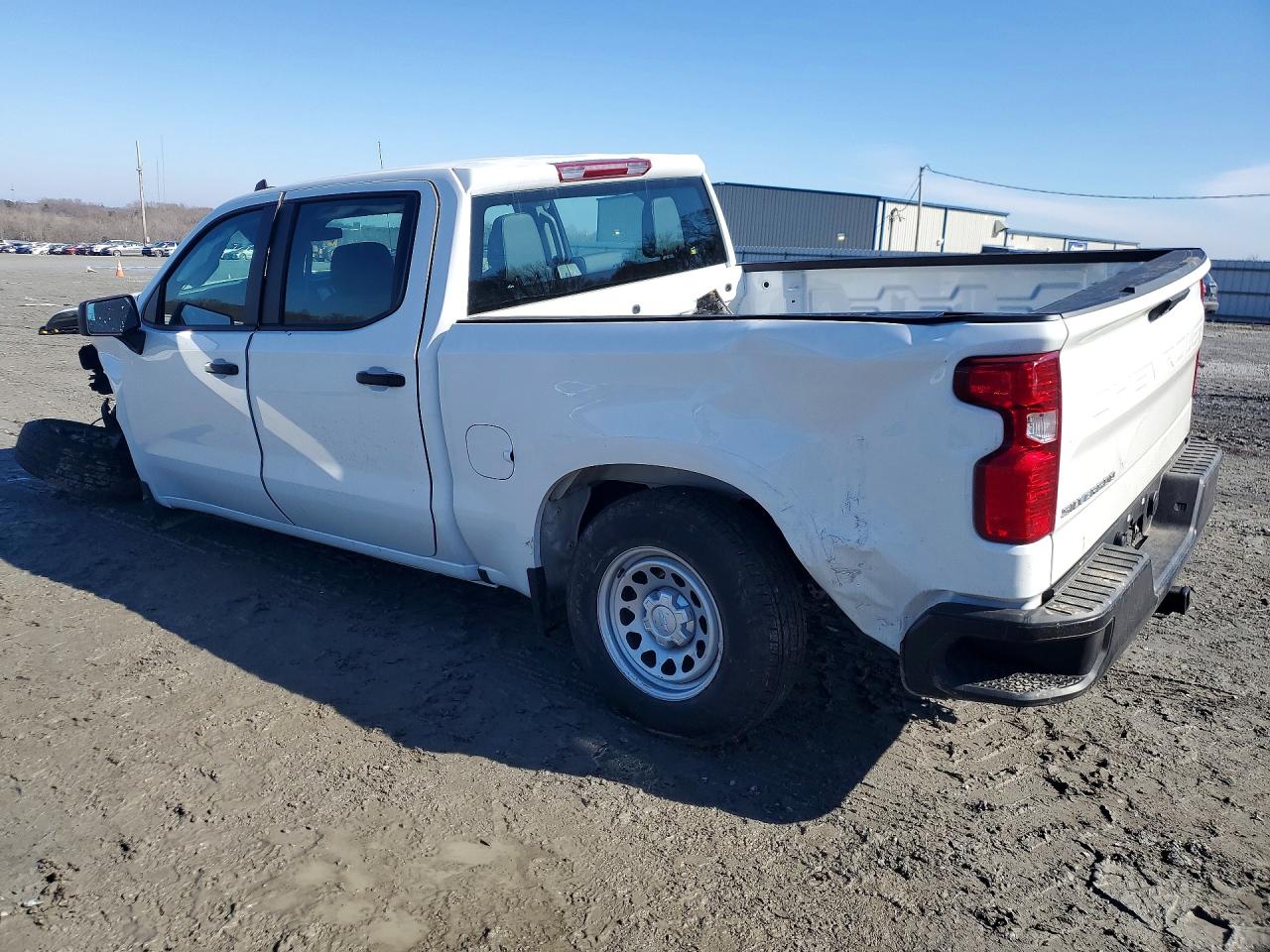 2026 CHEVROLET SILVERADO C1500 — снимка 2