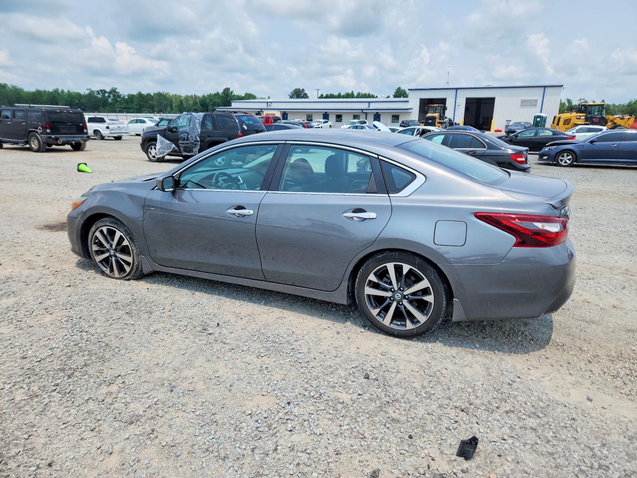 2017 NISSAN ALTIMA 2.5 SR — снимка 2