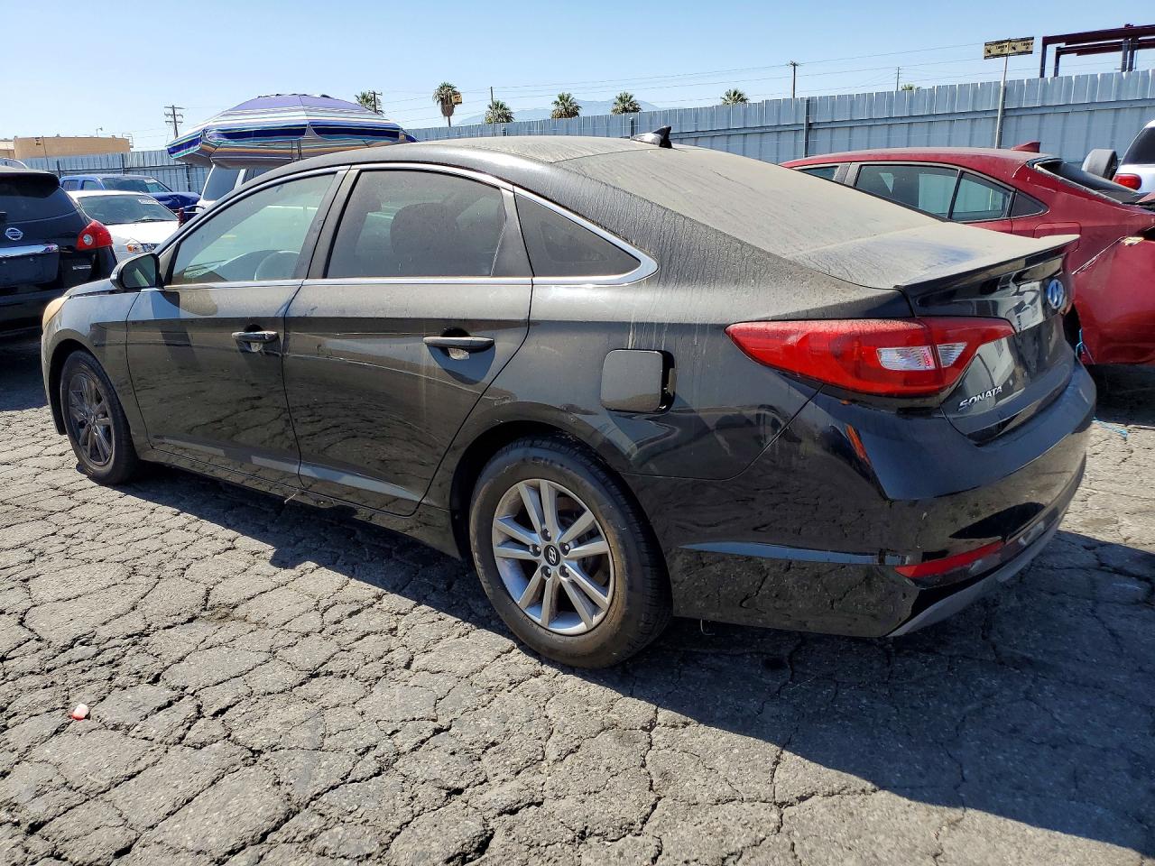 2015 HYUNDAI SONATA SE — снимка 2