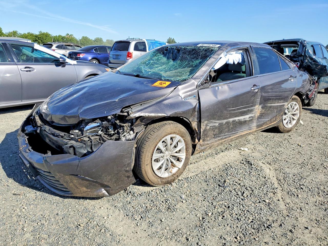 2016 TOYOTA CAMRY HYBRID LE