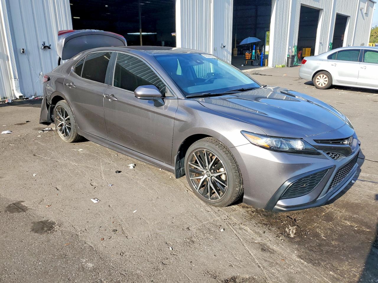2021 TOYOTA CAMRY SE — снимка 4