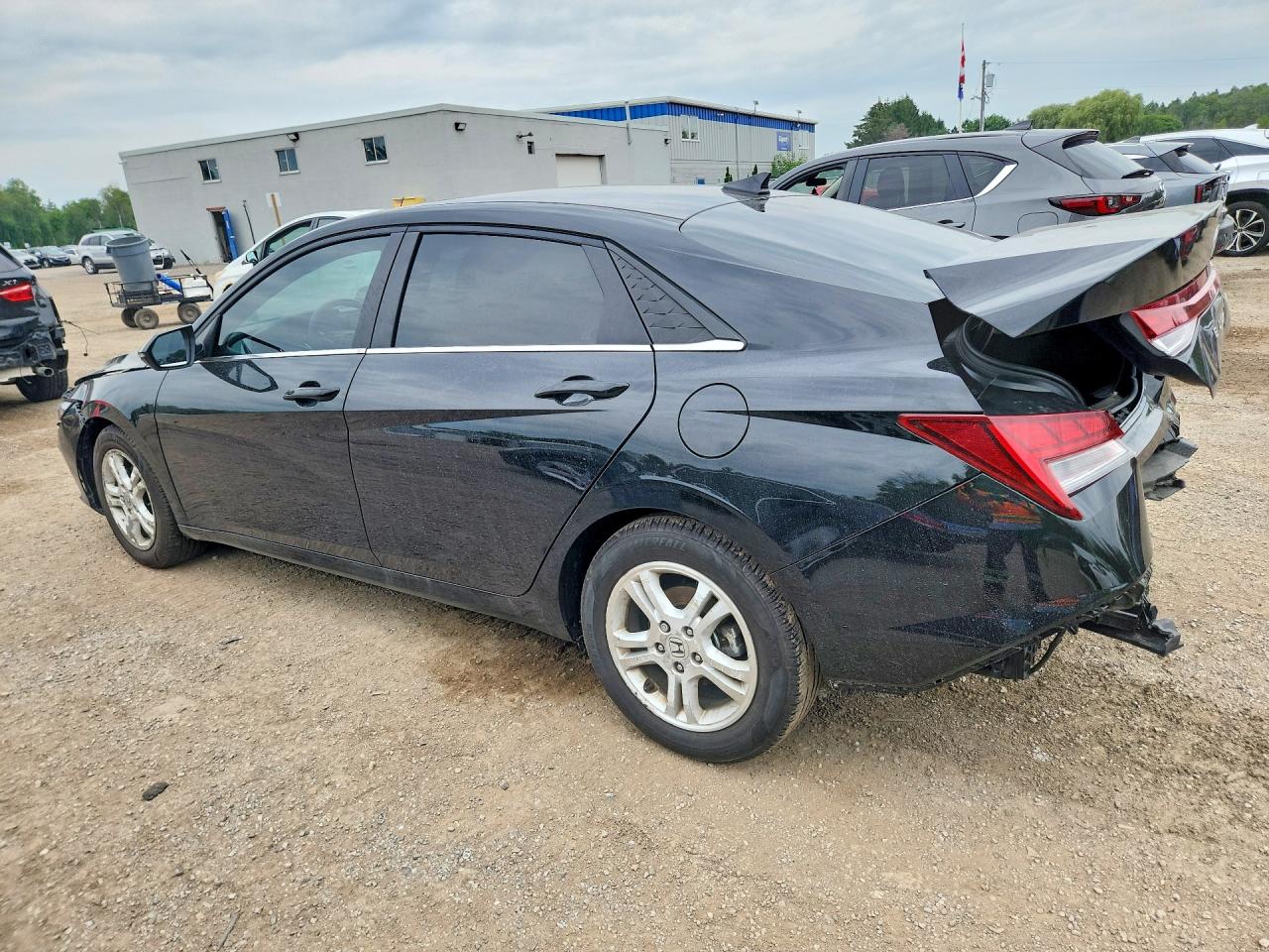 2025 HYUNDAI ELANTRA LIMITED — снимка 2