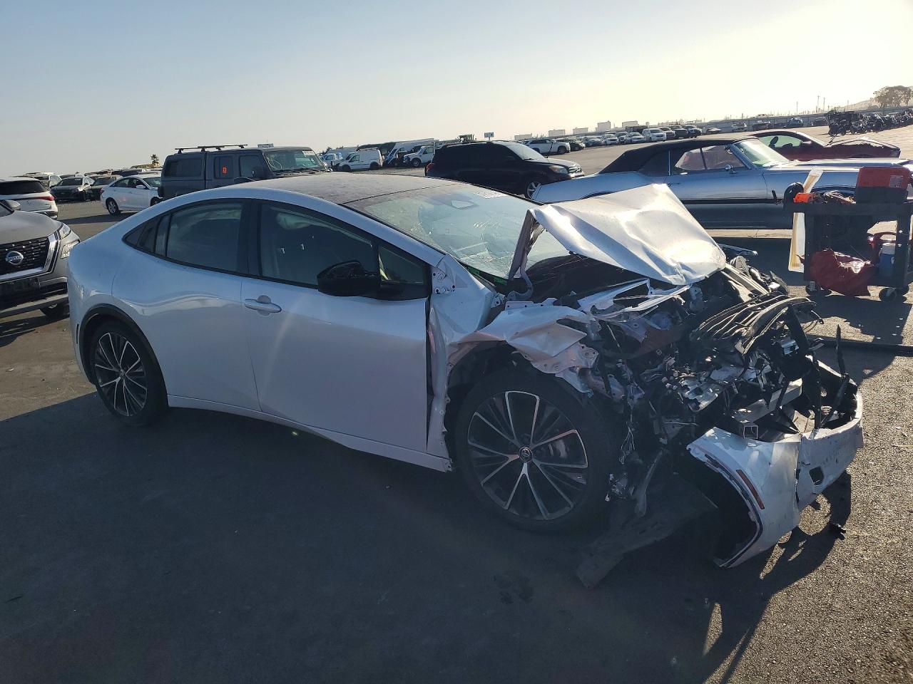 2024 TOYOTA PRIUS XLE — снимка 4
