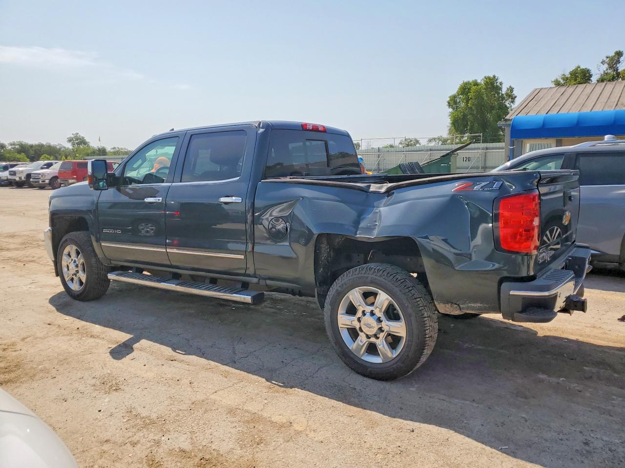 2018 CHEVROLET SILVERADO K2500 HEAVY DUTY LTZ — снимка 2