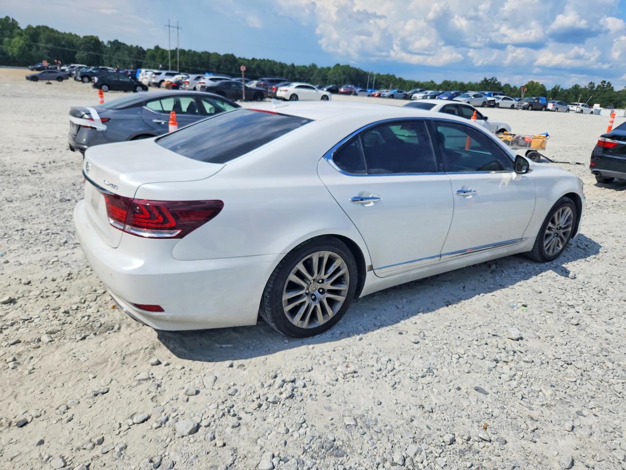 2013 LEXUS LS 460 — снимка 3