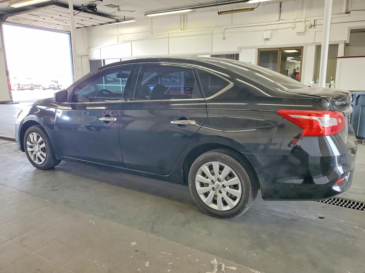 2019 NISSAN SENTRA S — снимка 2