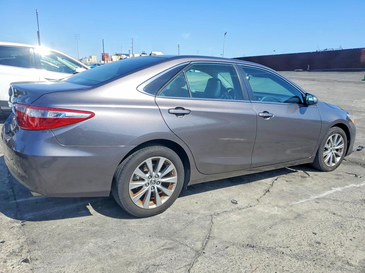 2015 TOYOTA CAMRY XLE — снимка 3