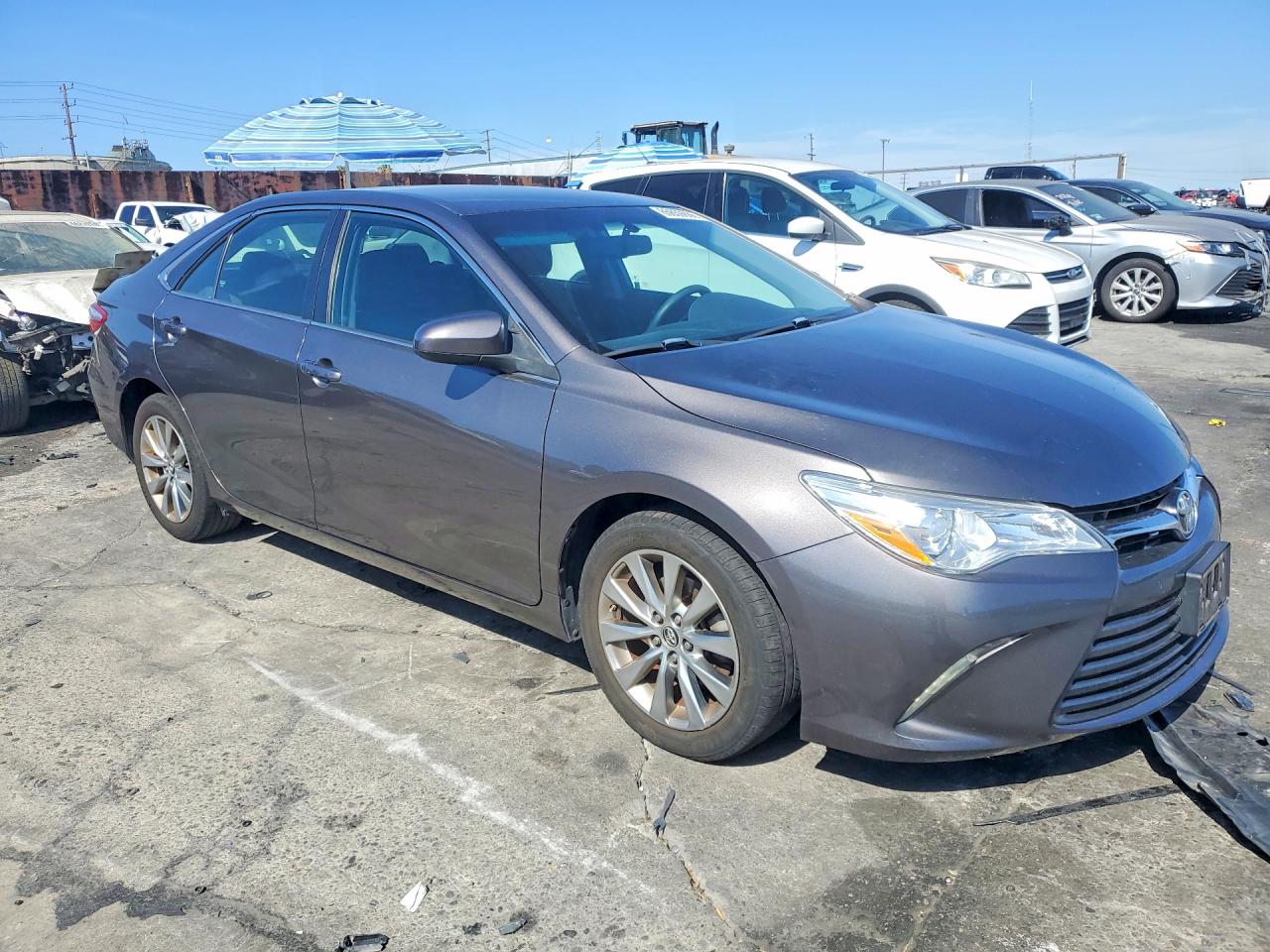 2015 TOYOTA CAMRY XLE — снимка 4