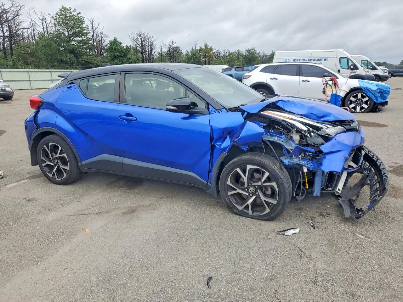 2020 TOYOTA C-HR XLE — снимка 4