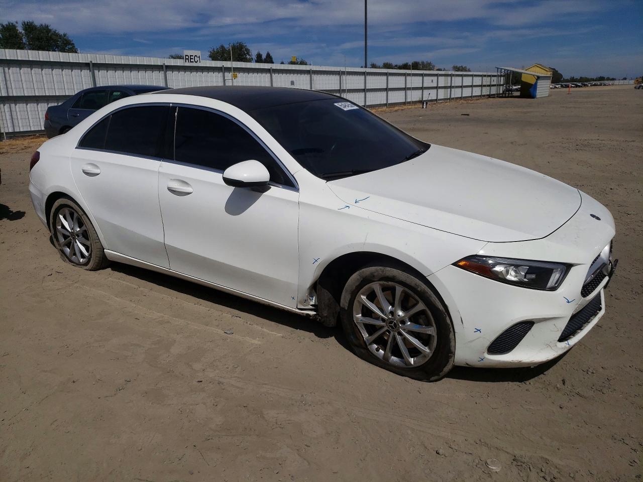 2019 MERCEDES-BENZ A 220 — снимка 4