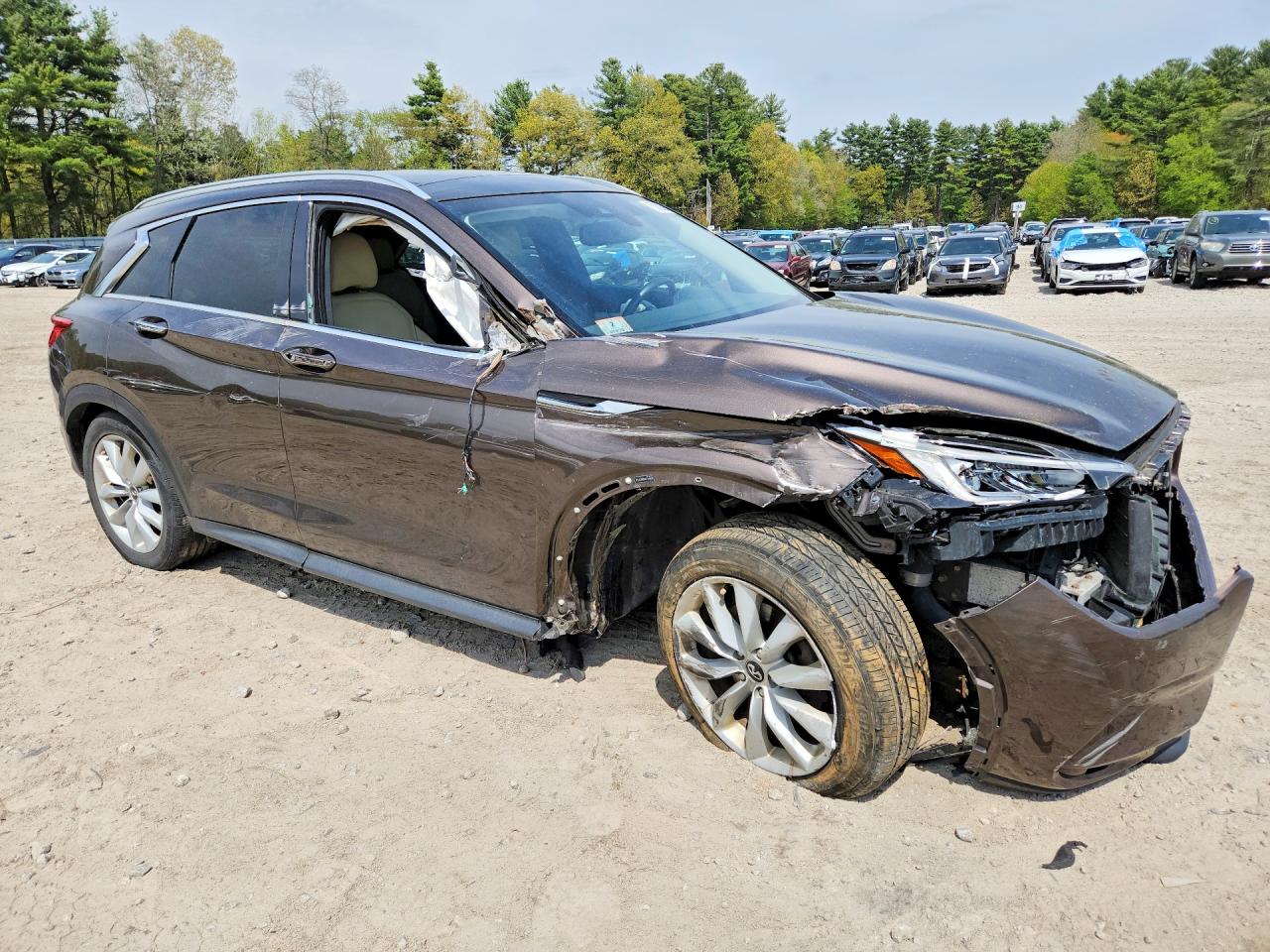 2019 INFINITI QX50 ESSENTIAL — снимка 4