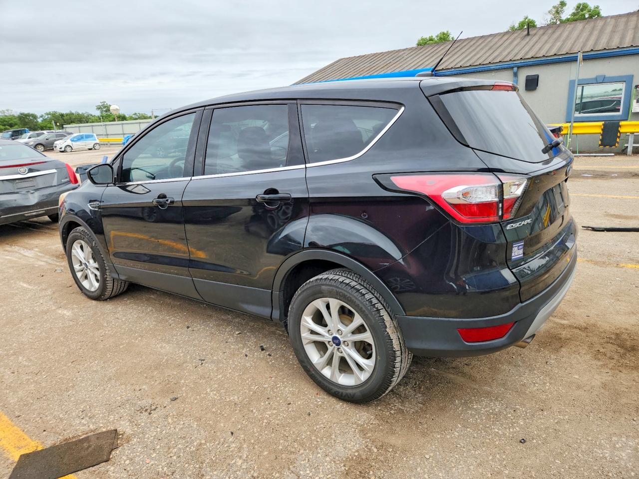 2017 FORD ESCAPE SE — снимка 2