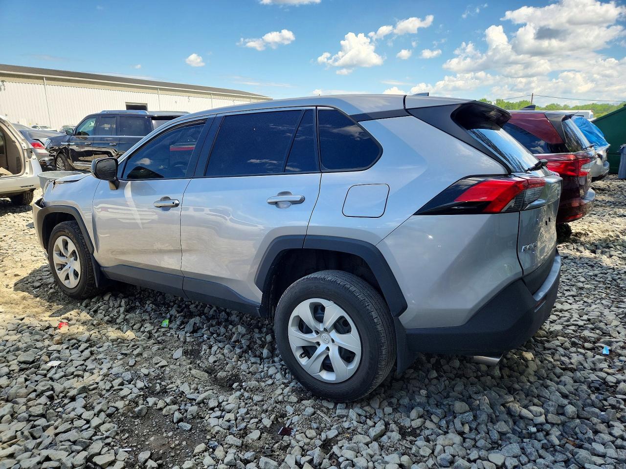 2023 TOYOTA RAV4 LE — снимка 2