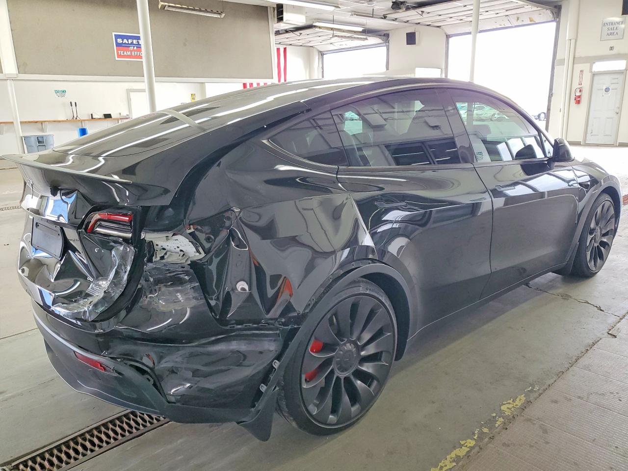 2024 TESLA MODEL Y — снимка 3