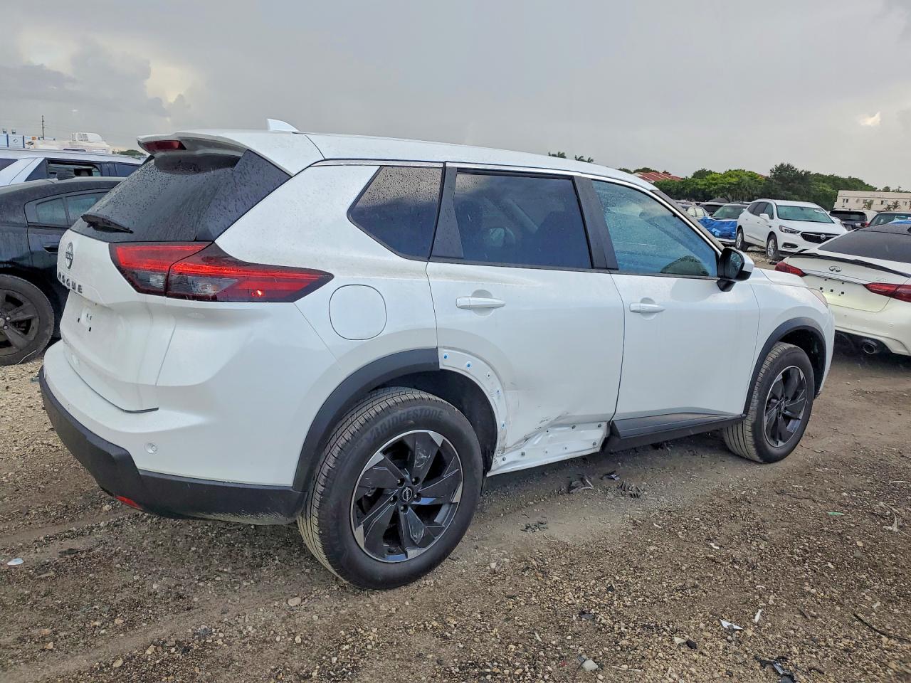 2025 NISSAN ROGUE SV — снимка 3