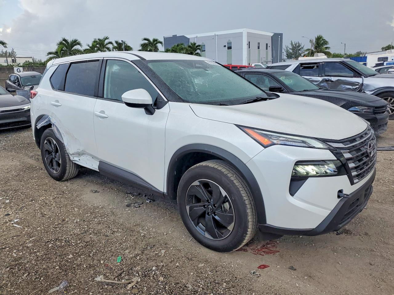 2025 NISSAN ROGUE SV — снимка 4