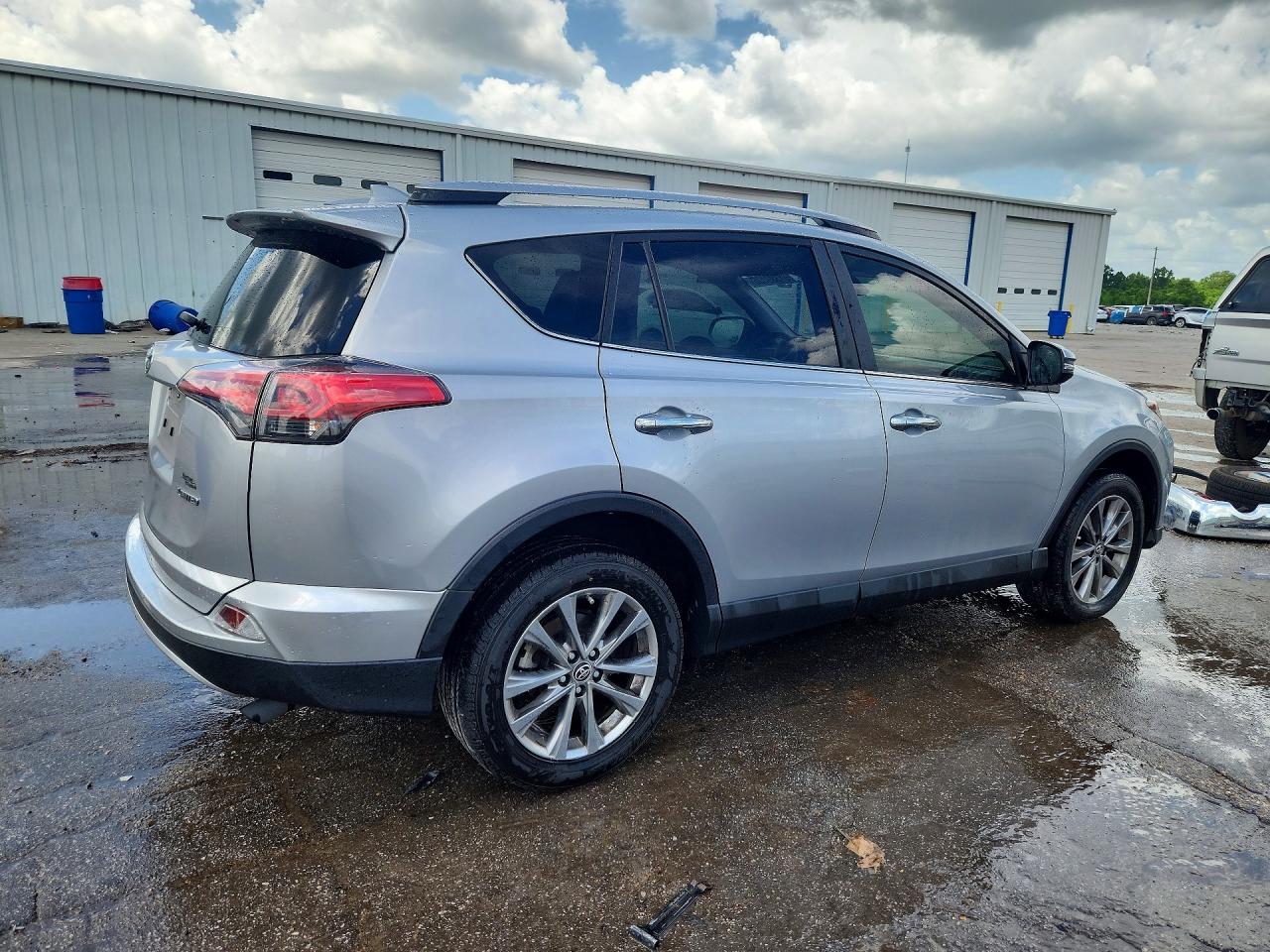 2018 TOYOTA RAV4 LIMITED — снимка 3