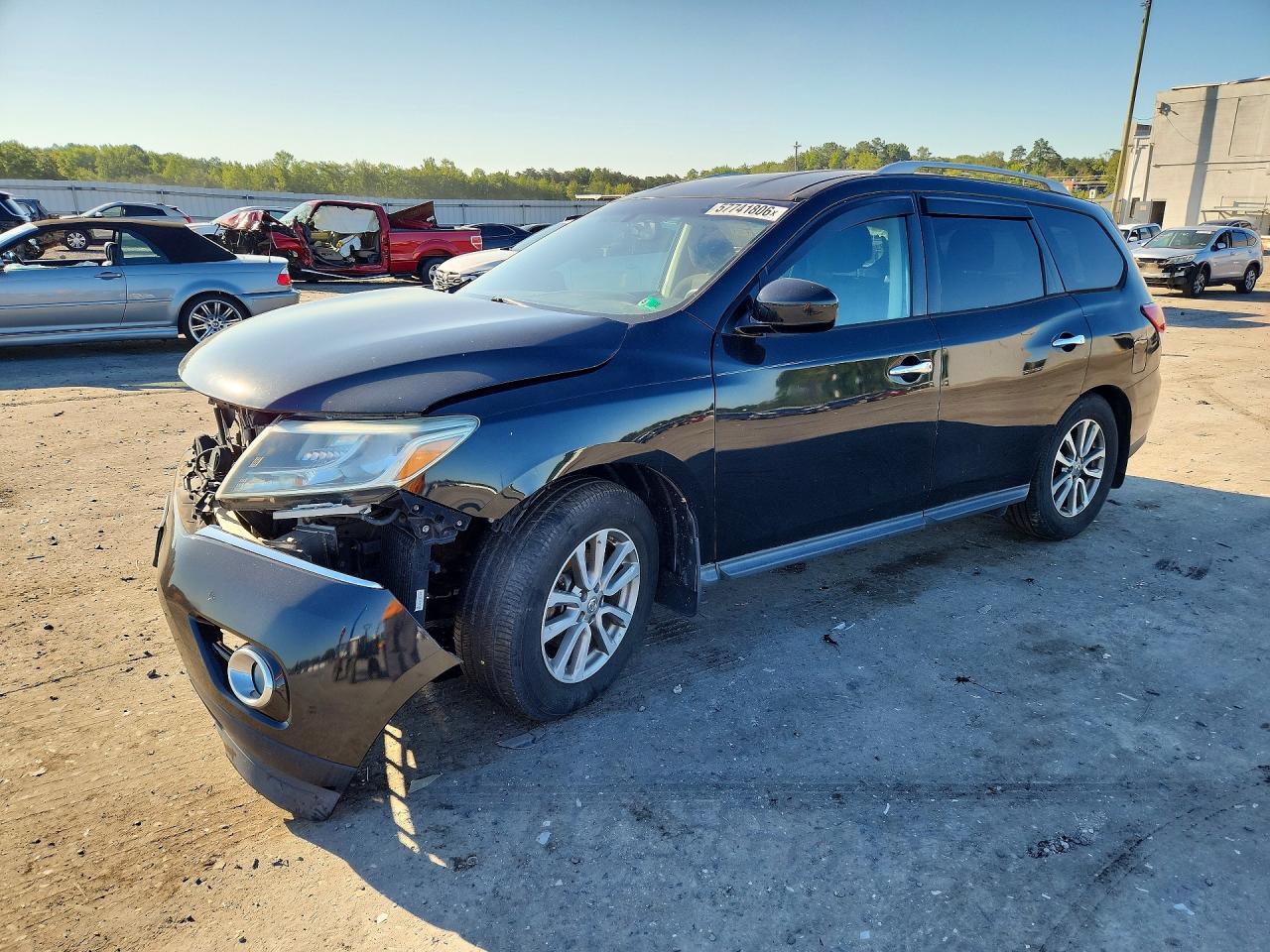 2015 NISSAN PATHFINDER SV