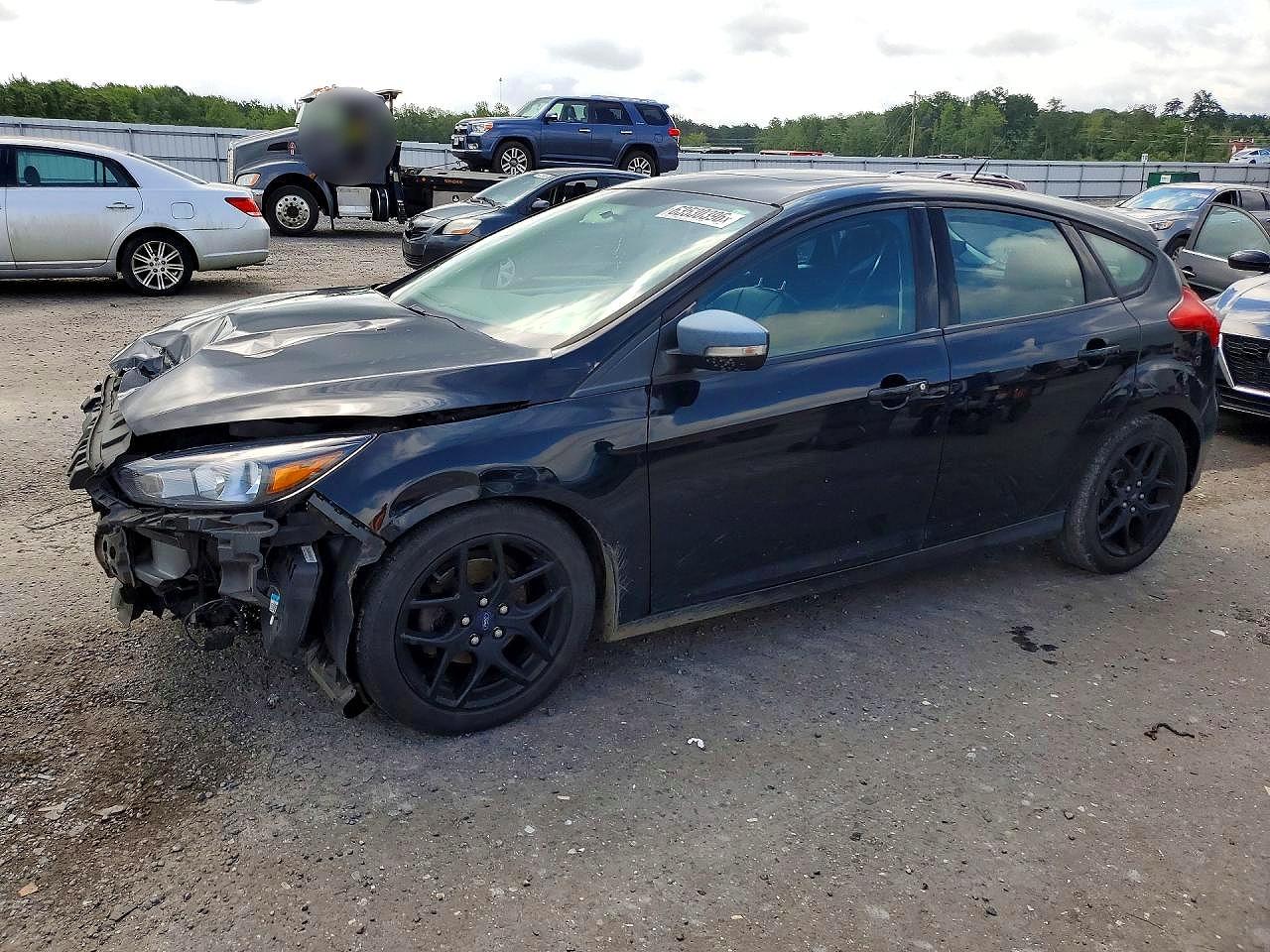 2016 FORD FOCUS SE